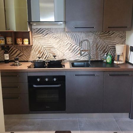 Charming Apartment Lake Front Acquaseria المظهر الخارجي الصورة